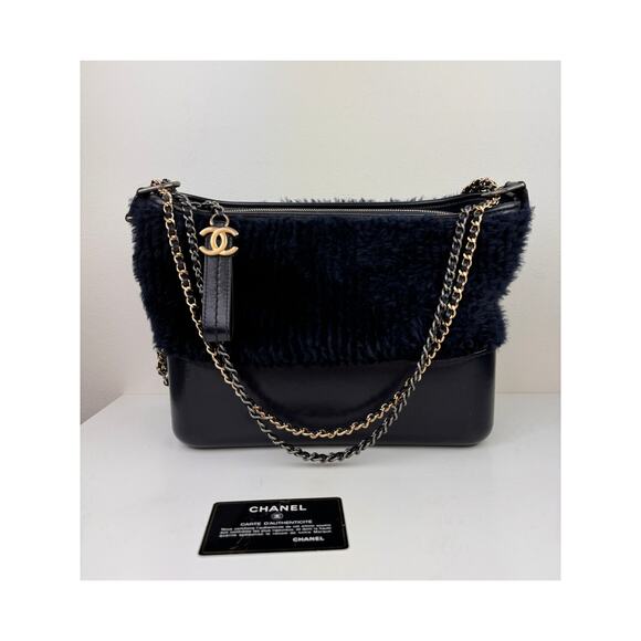 CHANEL Navy Blue Shearling Gabrielle Leather Chain Strap Crossbody Bag Medium - Picture 1 of 11